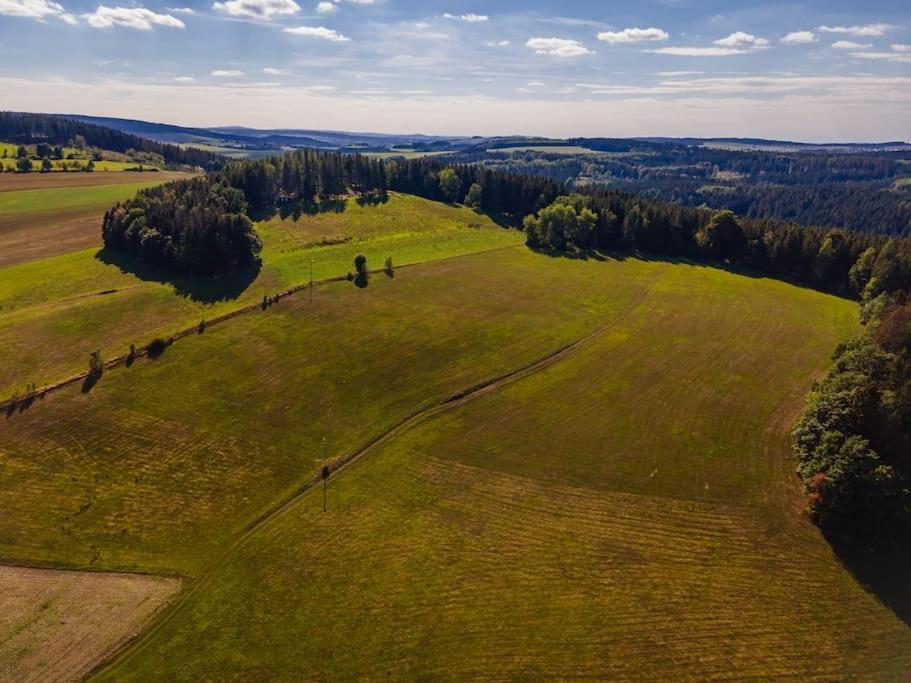 Franzis Feriendomizil Im Herzgebirge Am Skihang Auerbach  Exterior photo
