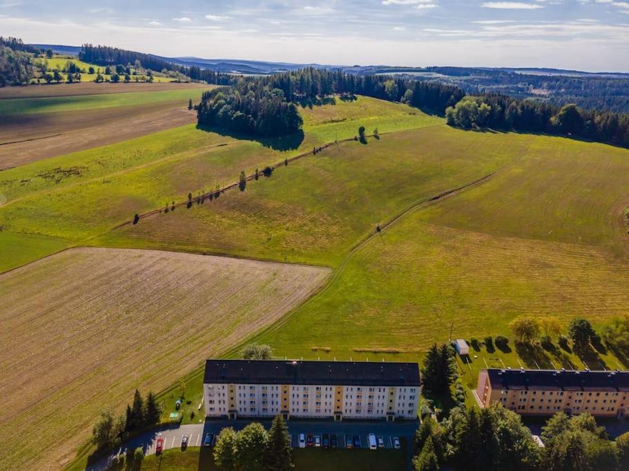 Franzis Feriendomizil Im Herzgebirge Am Skihang Auerbach  Exterior photo